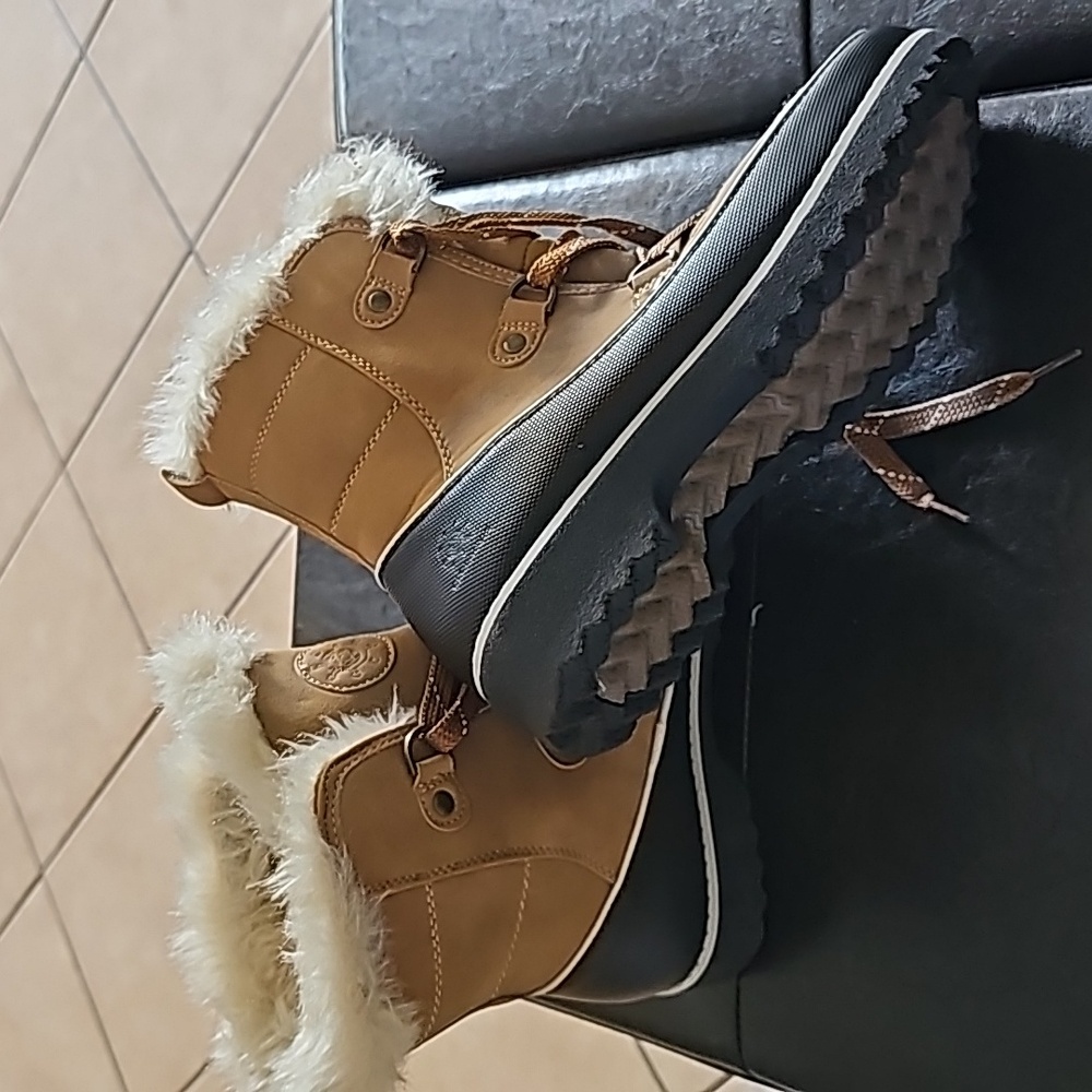 GlobalWin Boots - Picture 5 of 8